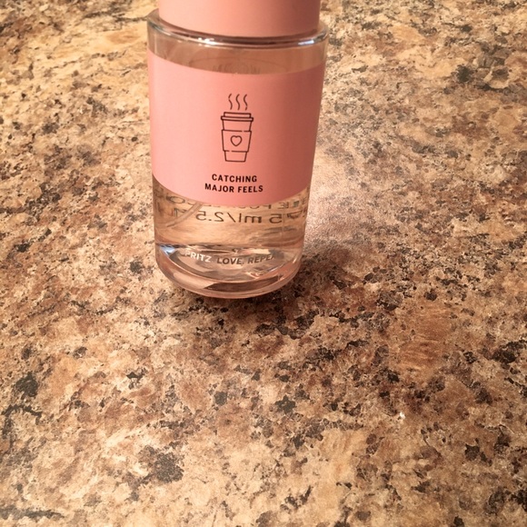 PINK Body Mist 2.5oz - Picture 7 of 7